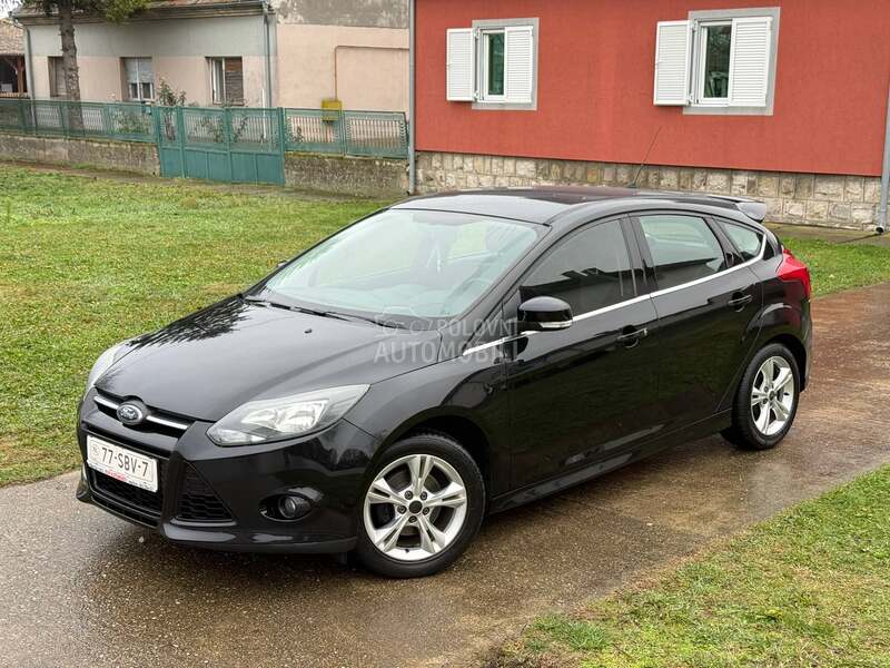 Ford Focus 1.6 OBIČAN T O P