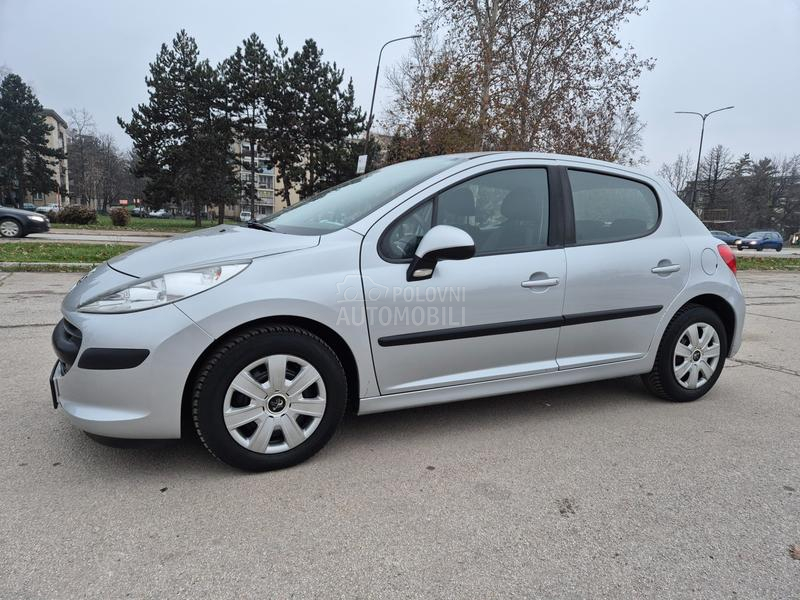 Peugeot 207 1.6 HDI BESPREK0RAN
