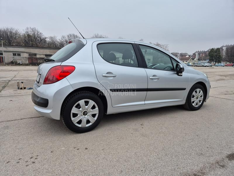 Peugeot 207 1.6 HDI BESPREK0RAN