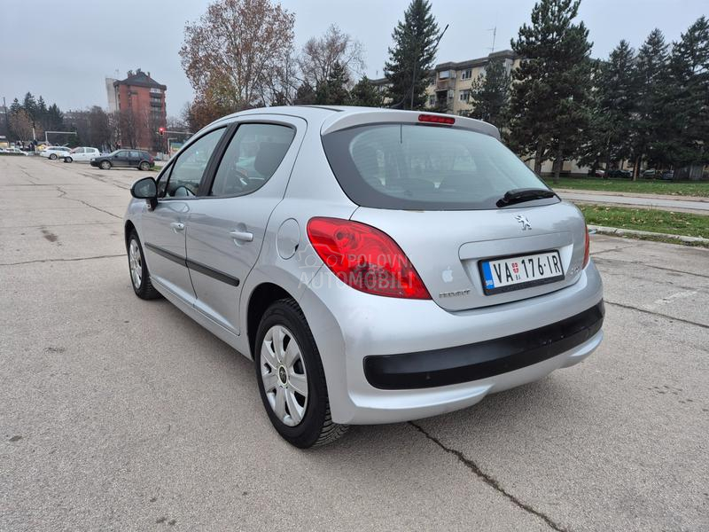 Peugeot 207 1.6 HDI BESPREK0RAN