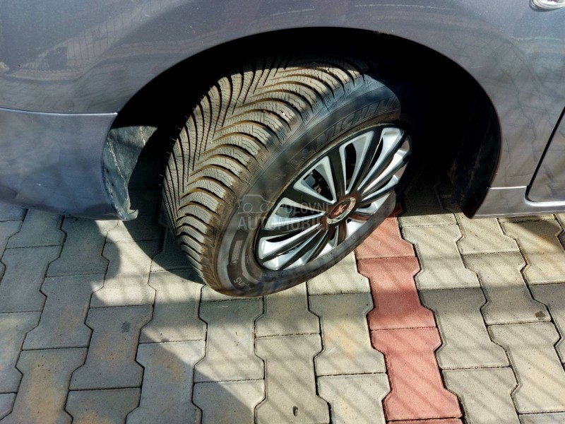 Peugeot Partner 1.2i