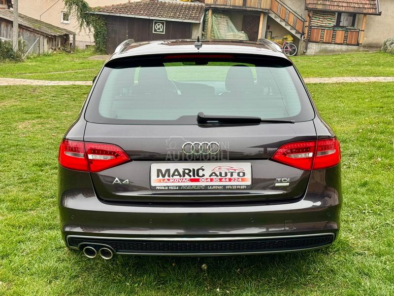 Audi A4 2.0TDI  S-LINE  LED
