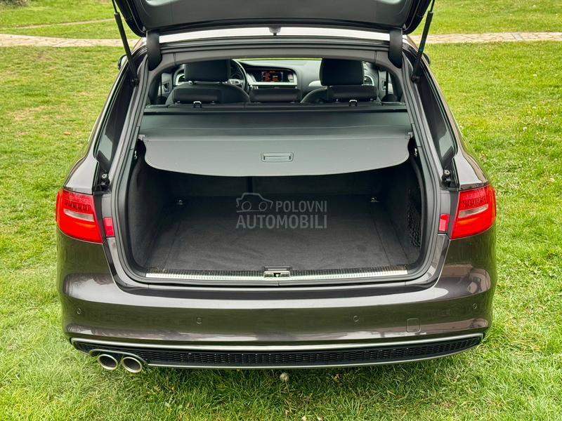 Audi A4 2.0TDI  S-LINE  LED