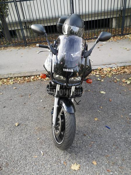 Yamaha FZS600