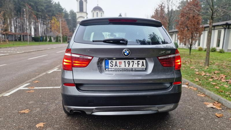 BMW X3 2.0d 4x4/klim/alu