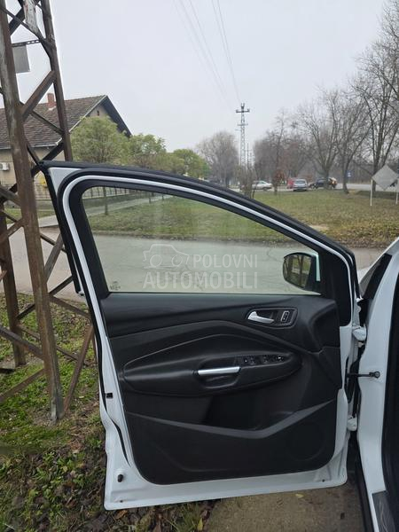 Ford Kuga 1,6-FUL.SWIS