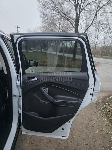 Ford Kuga 1,6-FUL.SWIS