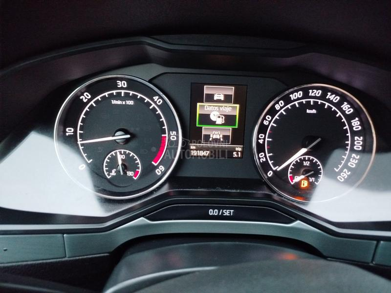 Škoda Superb 2.0tdi