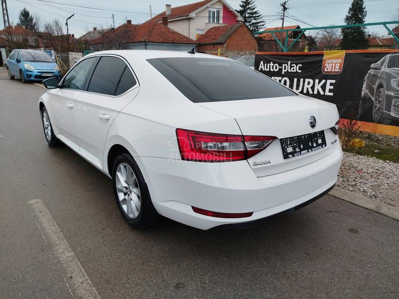Škoda Superb 2.0tdi