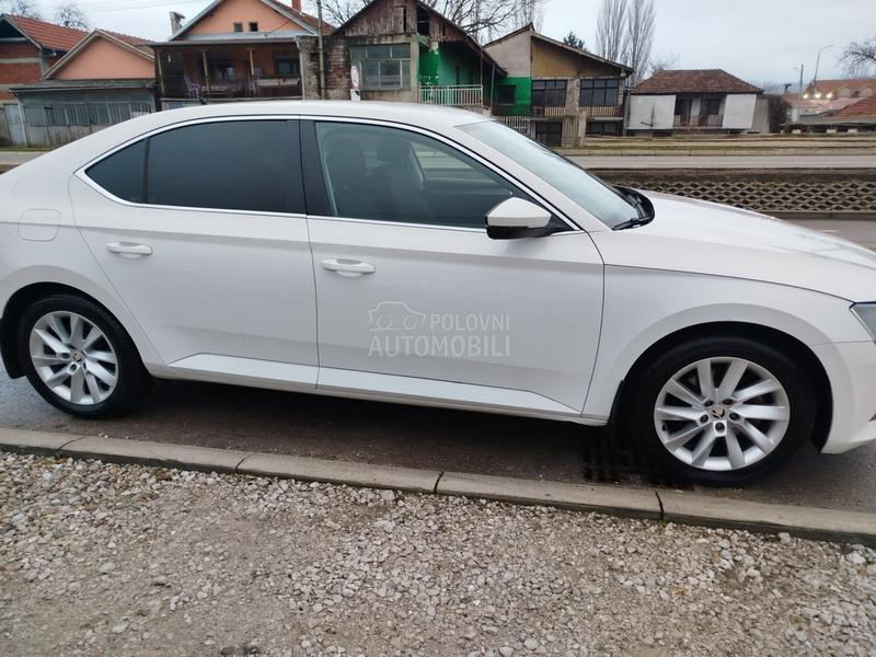 Škoda Superb 2.0tdi