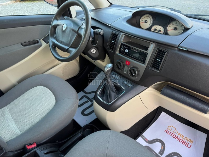 Lancia Musa 1.4B 6brz