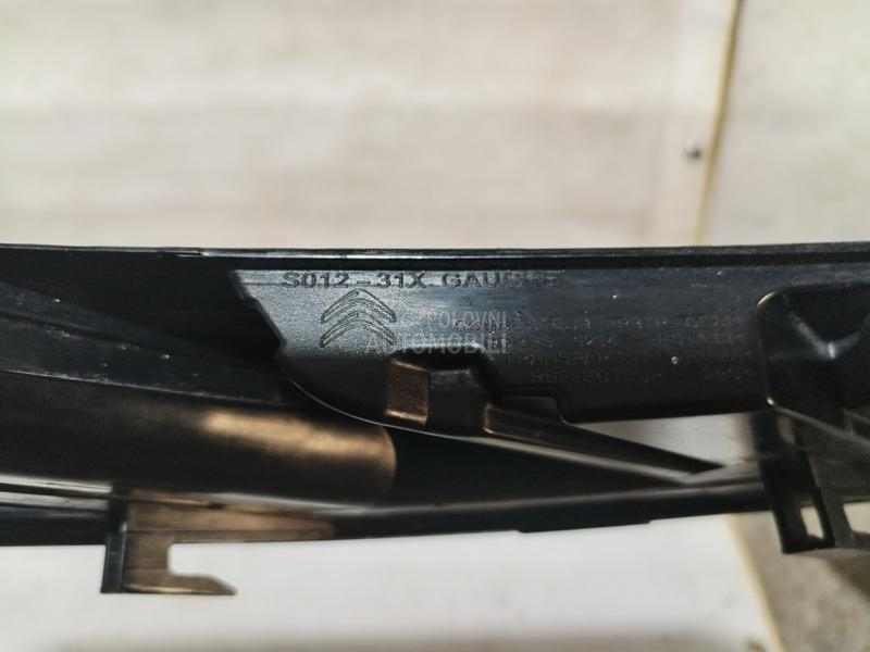 Levo dnevno LED svetlo