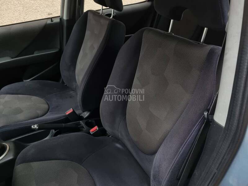 Honda Jazz 1.3b