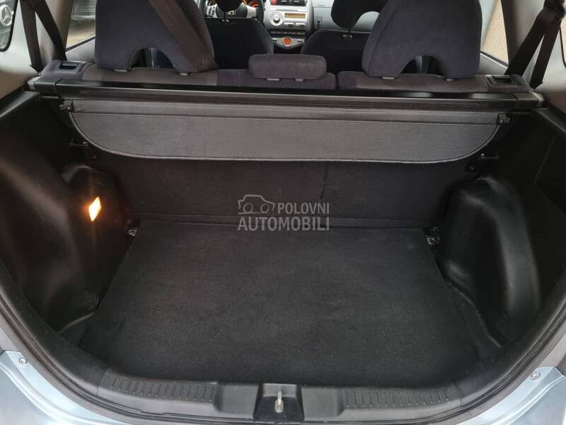 Honda Jazz 1.3b