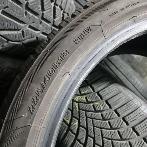 Bridgestone 225/40 R18 Zimska