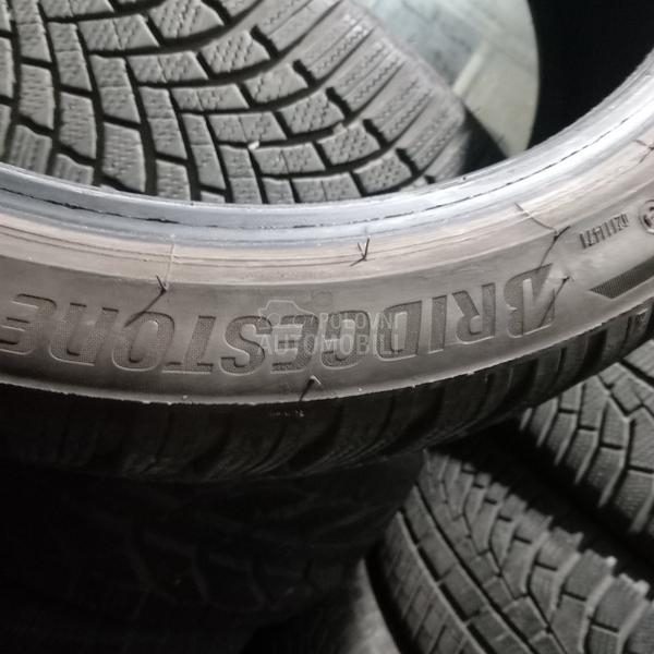 Bridgestone 225/40 R18 Zimska