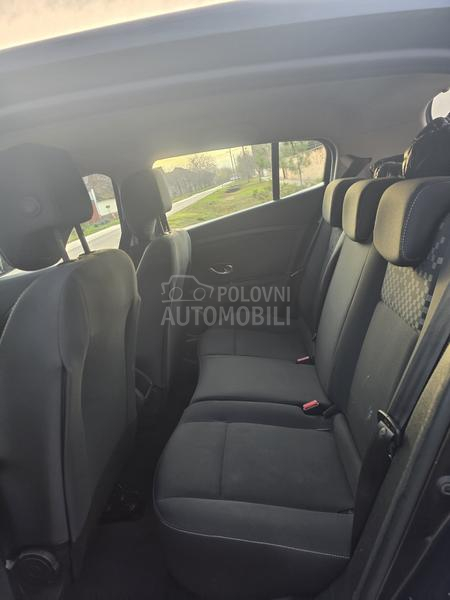 Renault Megane 1,2-BOSSE.CH