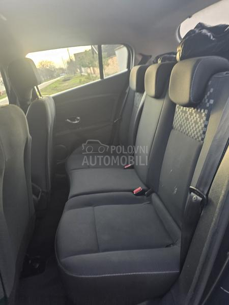 Renault Megane 1,2-BOSSE.CH