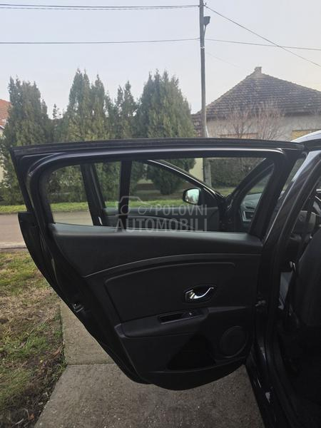 Renault Megane 1,2-BOSSE.CH