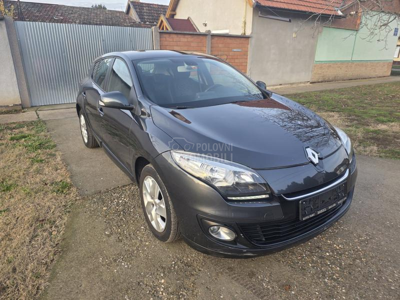 Renault Megane 1,2-BOSSE.CH