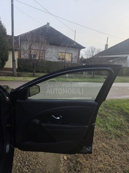 Renault Megane 1,2-BOSSE.CH