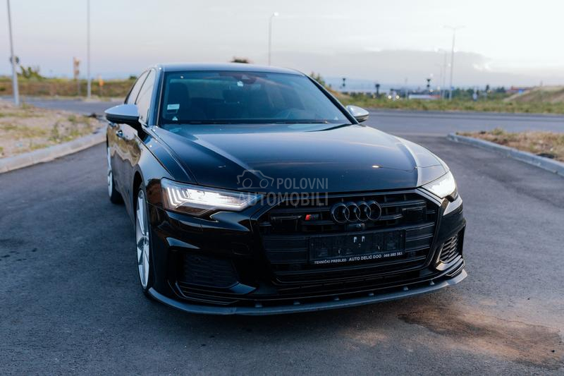 Audi S6 