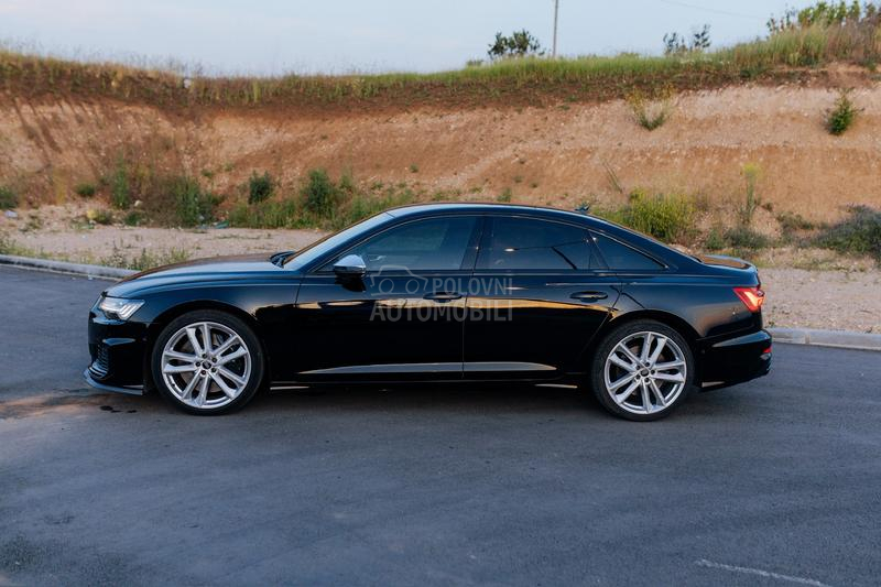 Audi S6 