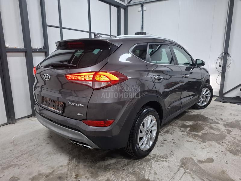 Hyundai Tucson 2.0CRDI 4WD PREMIUM
