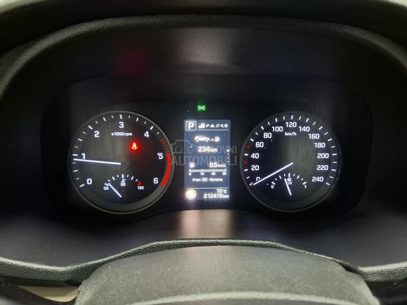 Hyundai Tucson 2.0CRDI 4WD PREMIUM