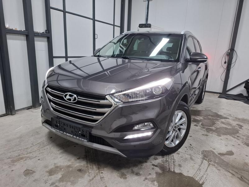 Hyundai Tucson 2.0CRDI 4WD PREMIUM