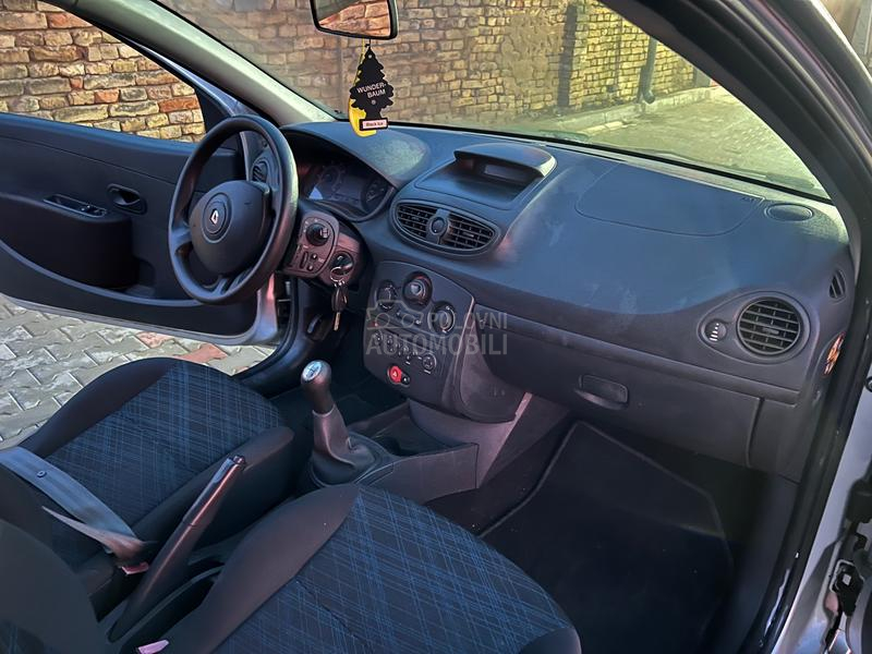 Renault Clio 1.2 16v