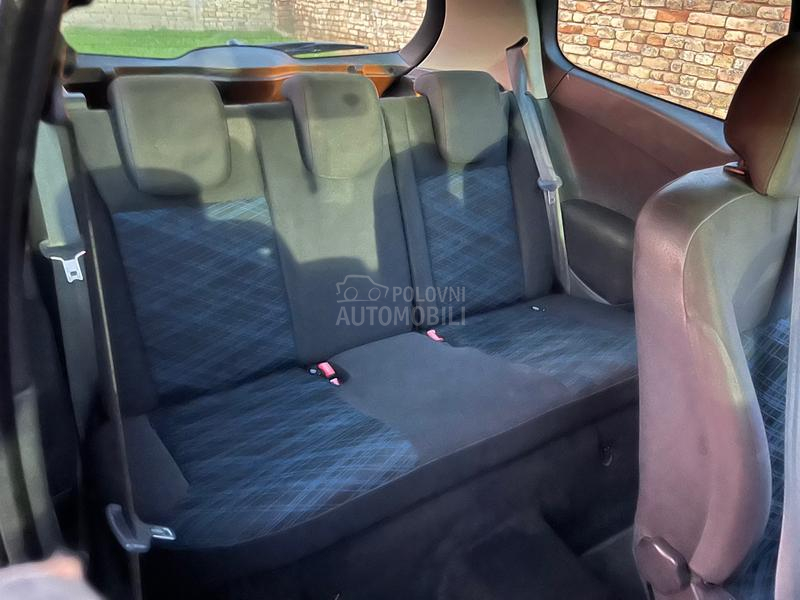 Renault Clio 1.2 16v