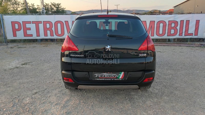 Peugeot 3008 1.6 E-HDi //ALLURE//