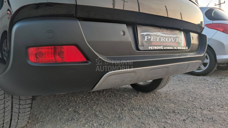 Peugeot 3008 1.6 E-HDi //ALLURE//