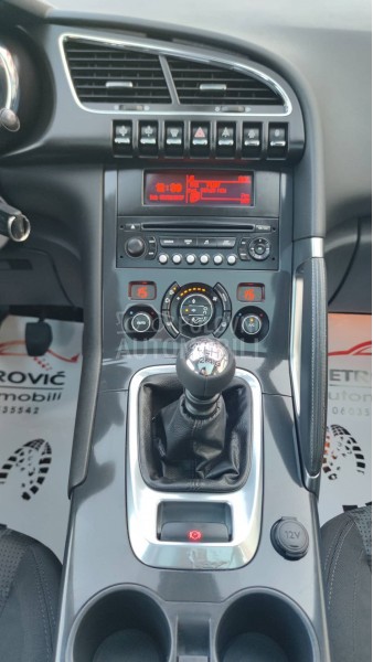 Peugeot 3008 1.6 E-HDi //ALLURE//