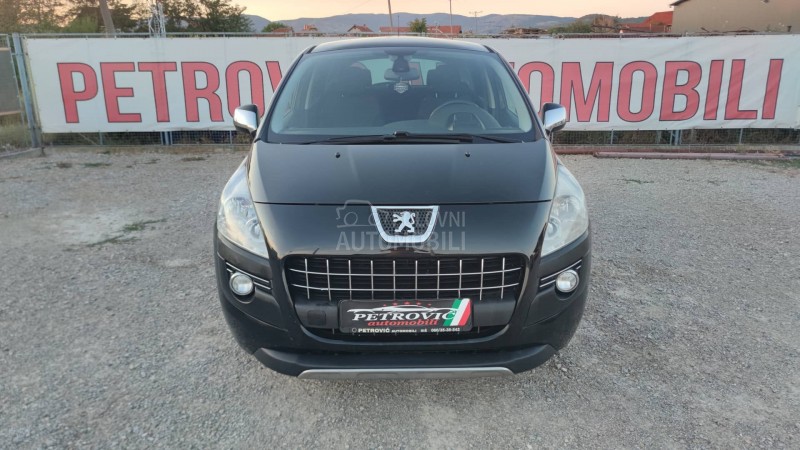 Peugeot 3008 1.6 E-HDi //ALLURE//