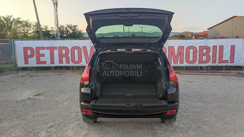 Peugeot 3008 1.6 E-HDi //ALLURE//