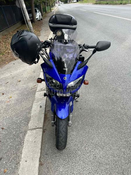Yamaha FZS 1000
