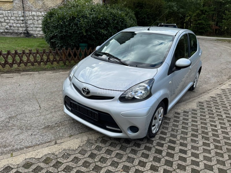 Toyota Aygo 1.0 VVTi NOVA
