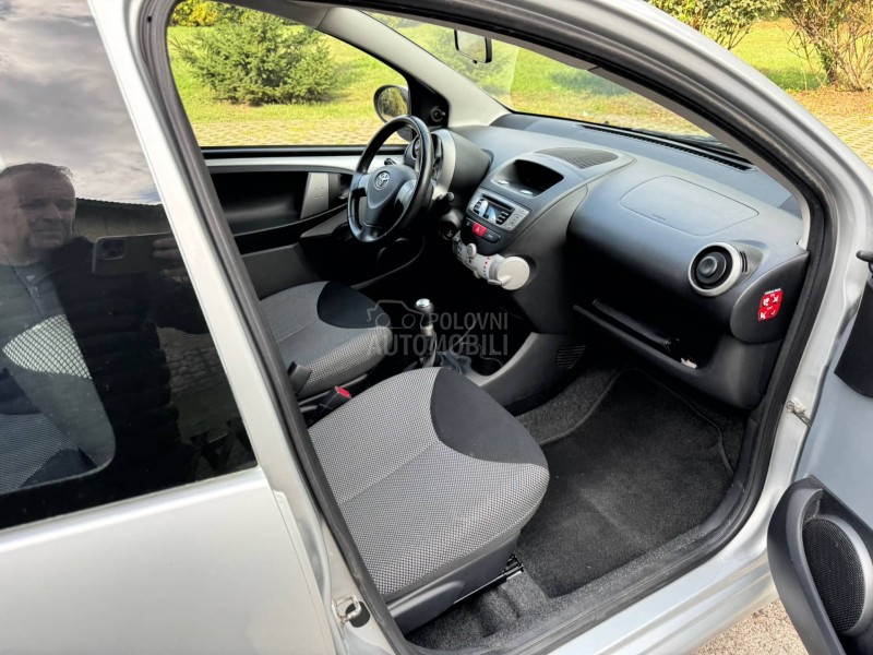 Toyota Aygo 1.0 VVTi NOVA