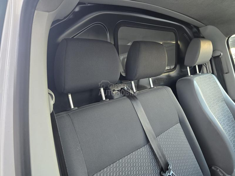 Volkswagen Transporter T5 2.0 tdi