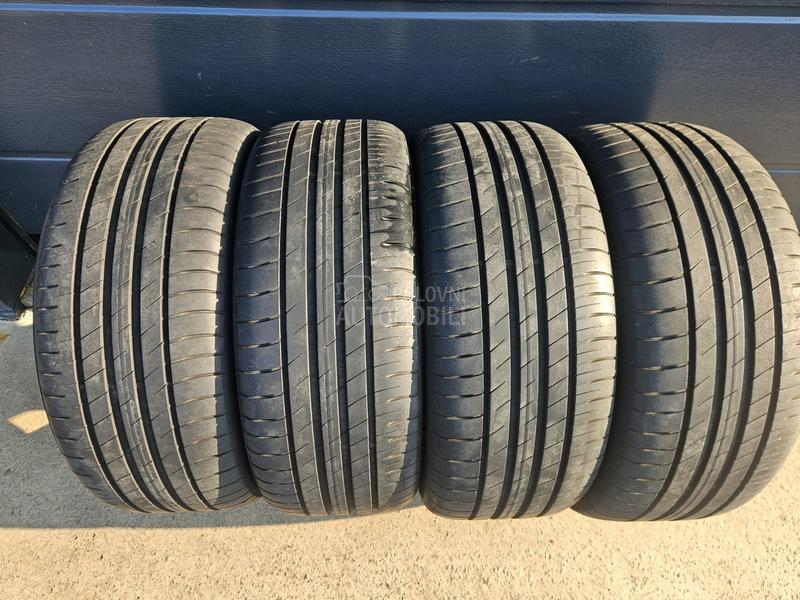 Goodyear 225/40 R18 Letnja