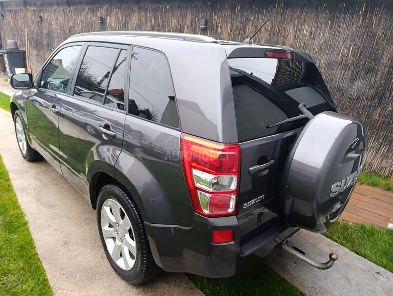 Suzuki Grand Vitara 1.9 ddis N A V I G A