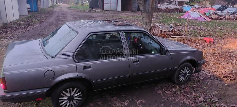 Opel Ascona 