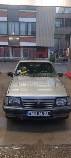 Opel Ascona 