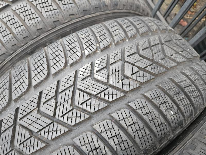 Pirelli 235/60 R18 Sve sezone