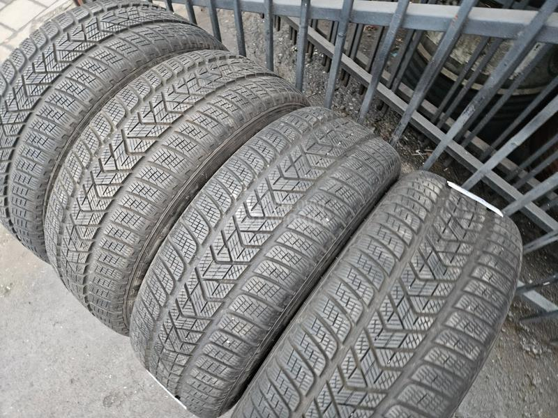 Pirelli 235/60 R18 Sve sezone