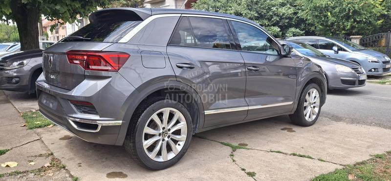 Volkswagen T-Roc 1.6