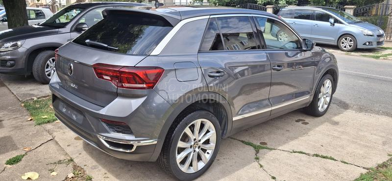 Volkswagen T-Roc 1.6