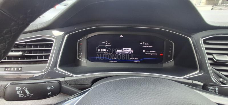 Volkswagen T-Roc 1.6